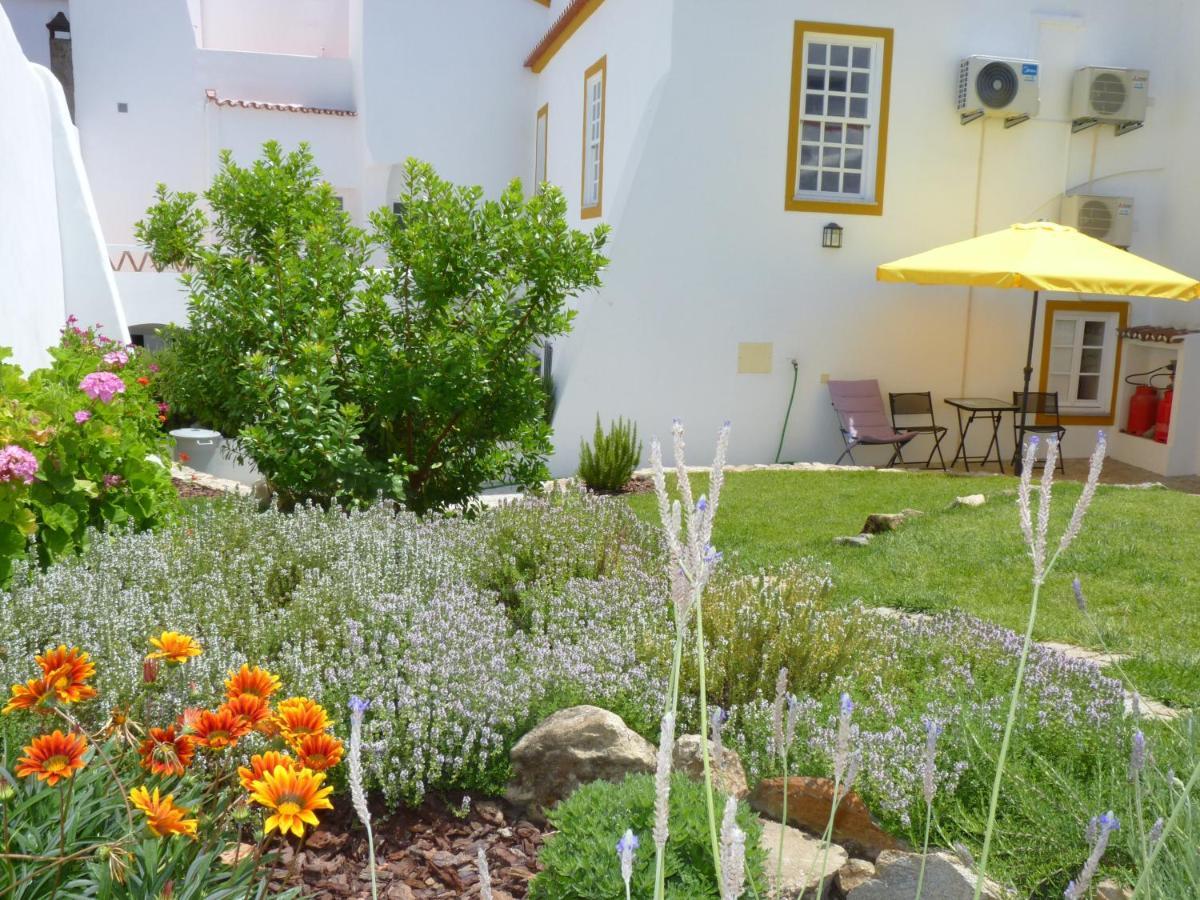Pateo Dos Oliveira - Casa Da Cocheira Appartement Évora Buitenkant foto